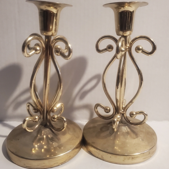 Decorative Candlestick Holder Pair Vtg Metal Material Poss Silverplate Or Brass - Picture 11 of 12